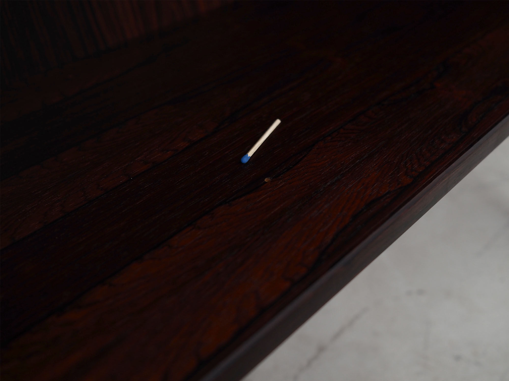 Bibliothèque en palissandre, design danois, années 70, production: Hjørnebo