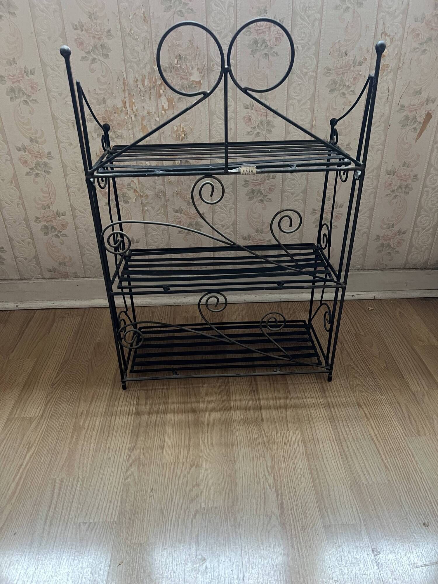 Boho shelf in wrought iron
