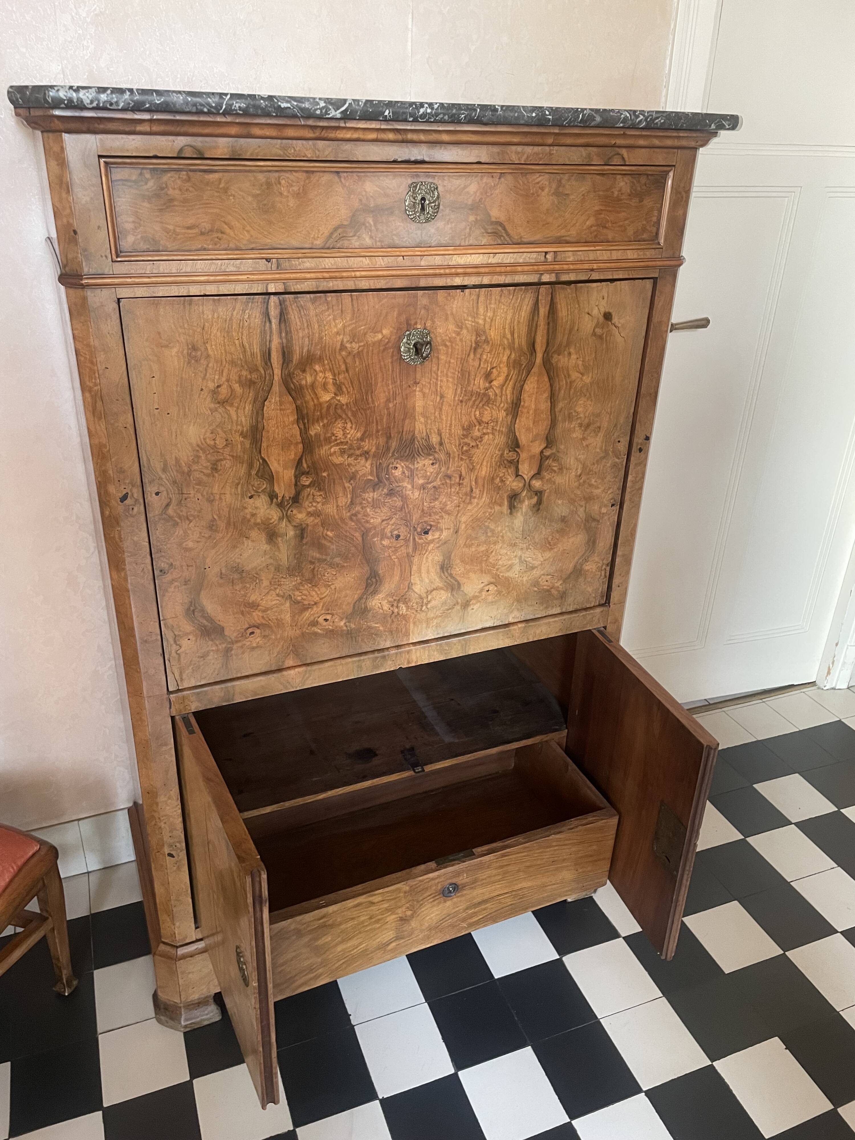 Secrétaire Noyer ancien Mi XIX