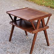 Table d’appoint vintage des années 50 en hêtre chêne et peuplier pieds compas
