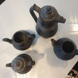 Terracotta pourer