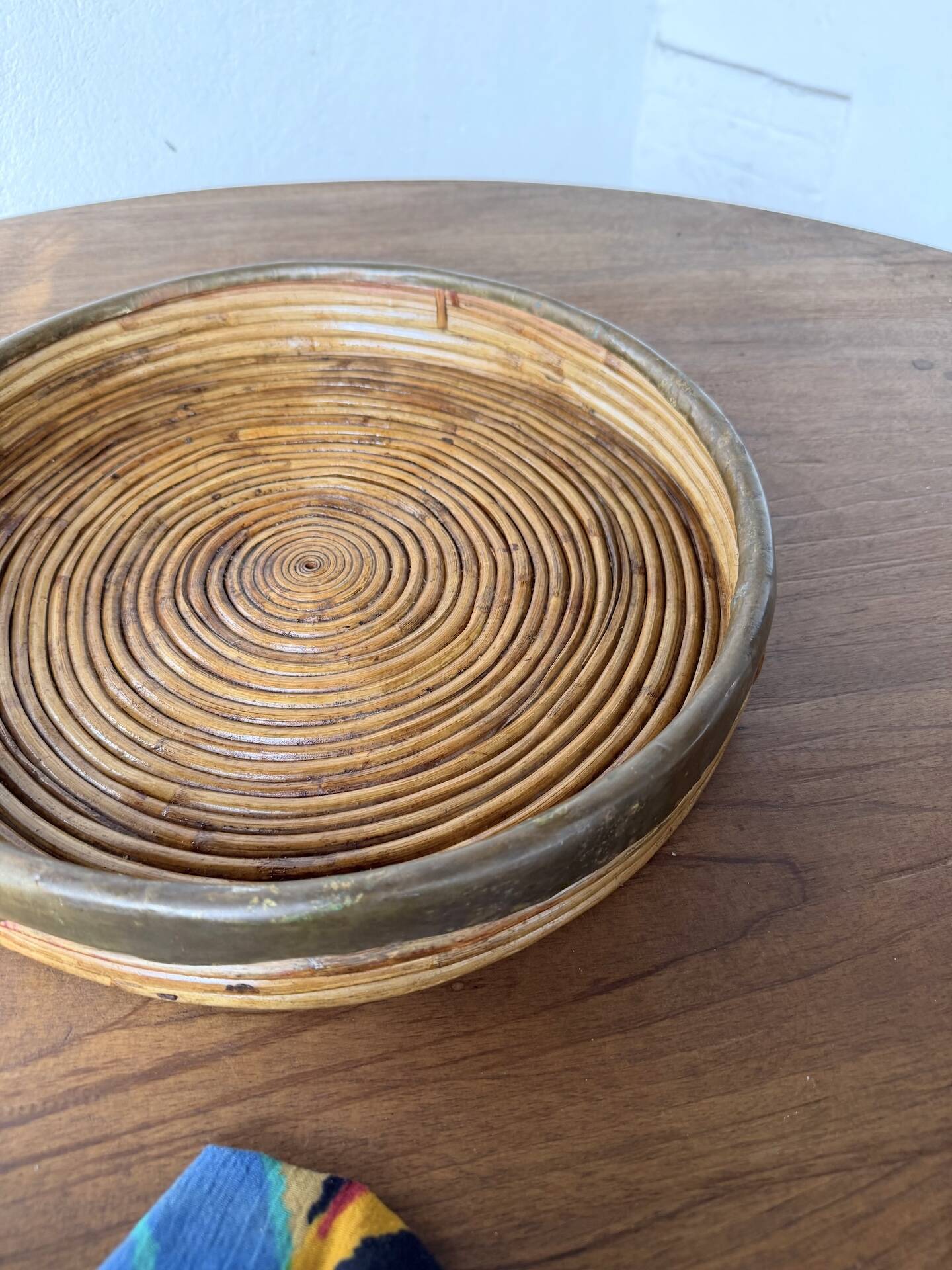Round rattan and brass trays 1970 by Gabriella Crespi
