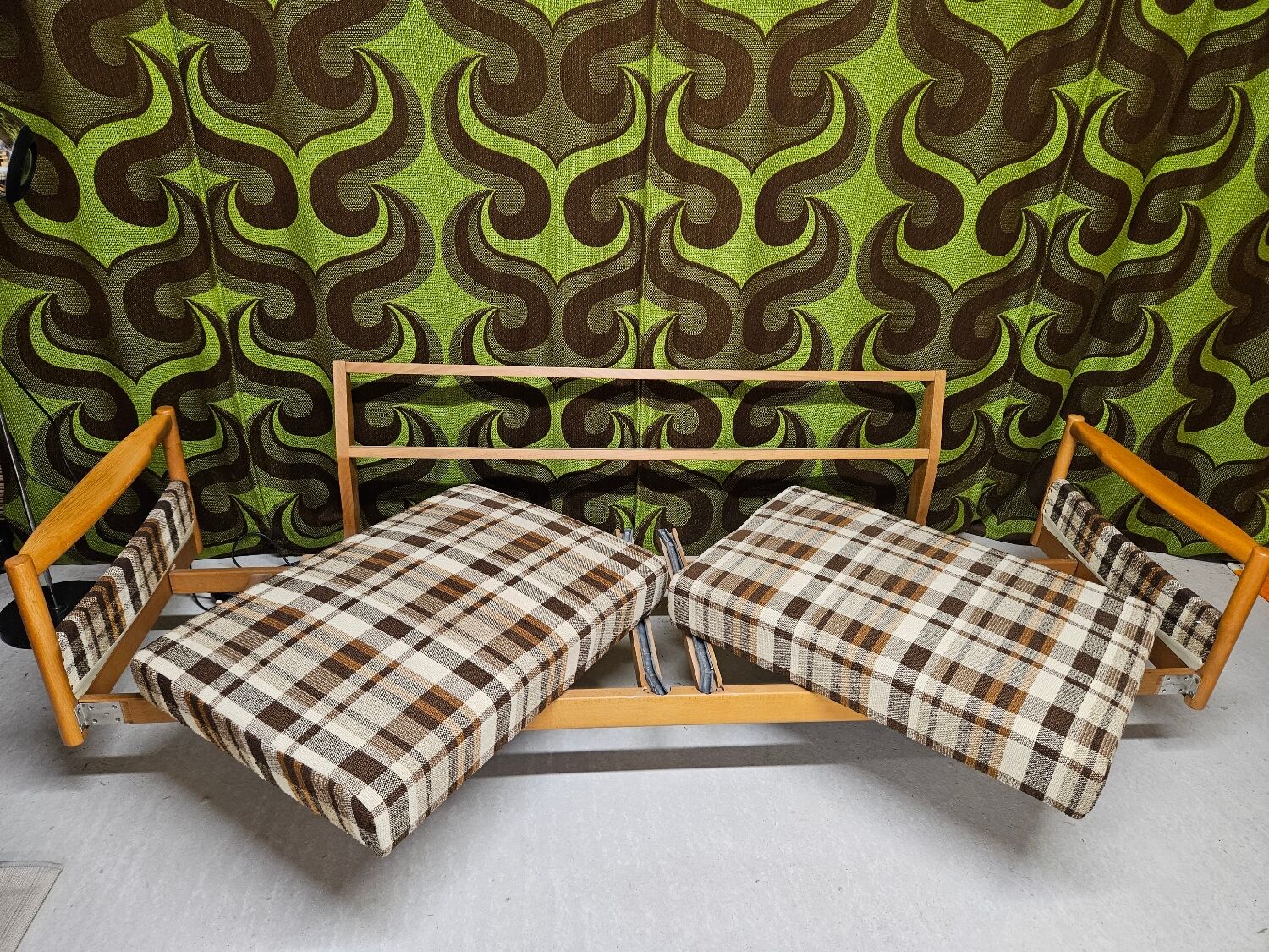 Stella daybed sofa by Wilhelm Knoll for Knoll Antimott 1950"