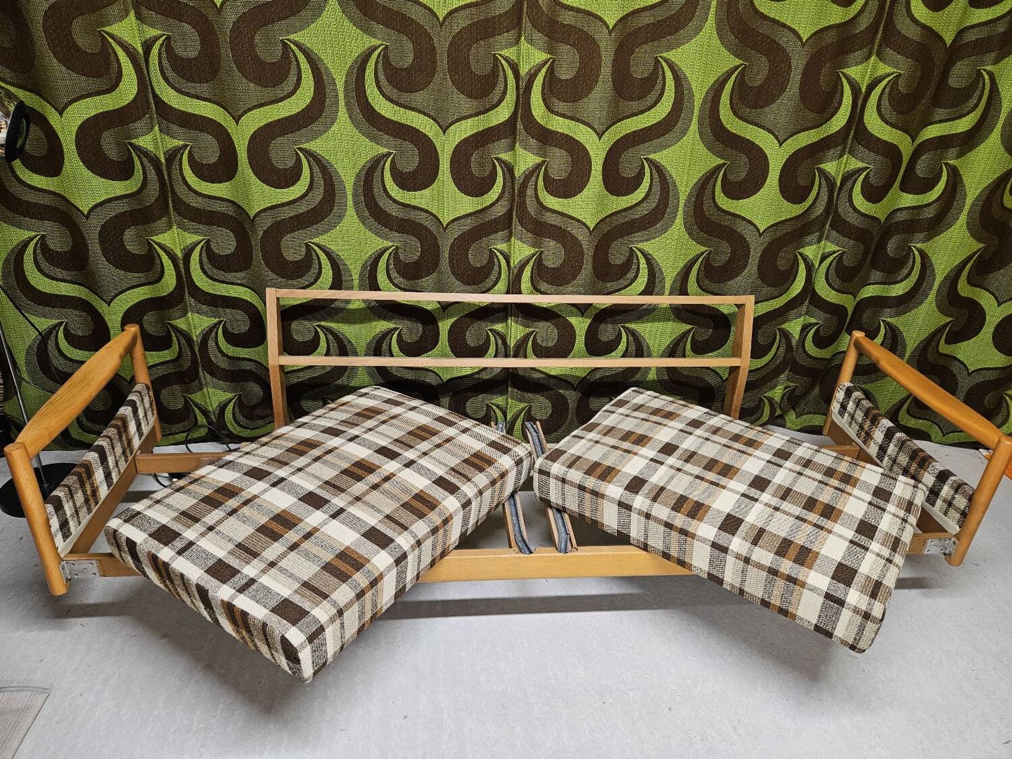 "Stella daybed canapé by Wilhelm Knoll for Knoll Antimott 1950"