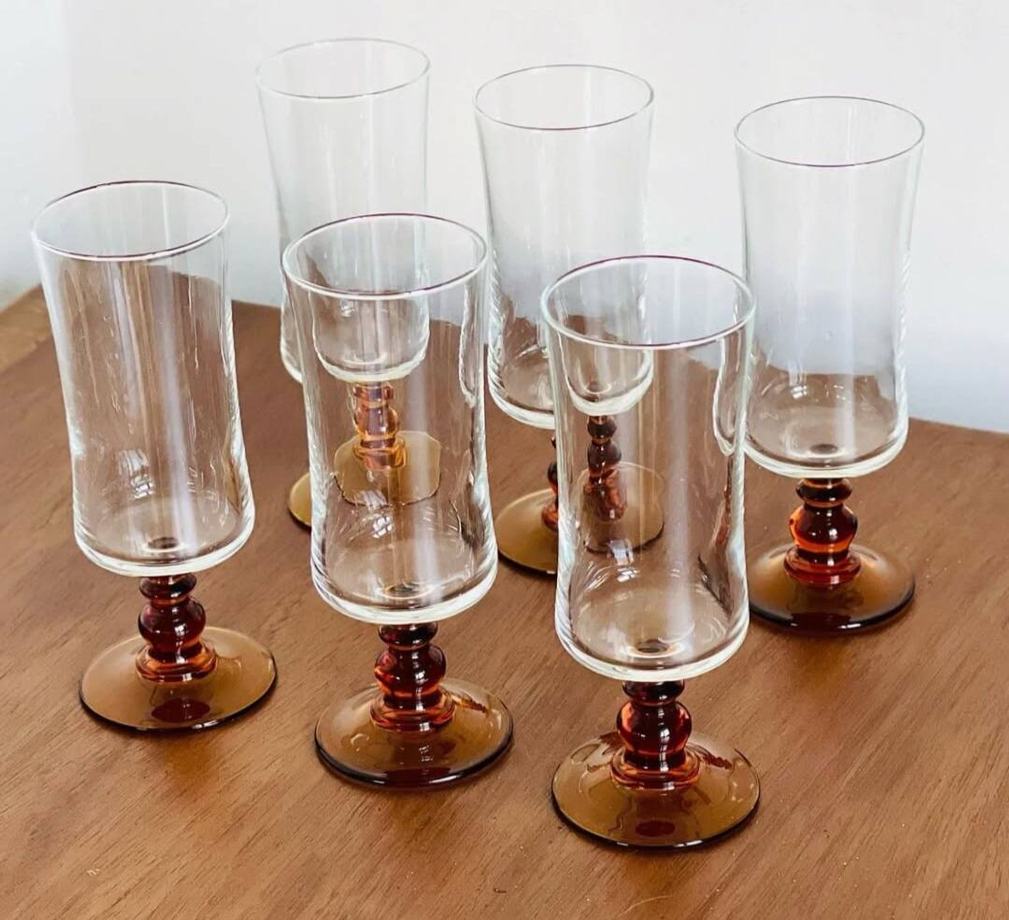 6 amber-stemmed champagne flutes, 1970s