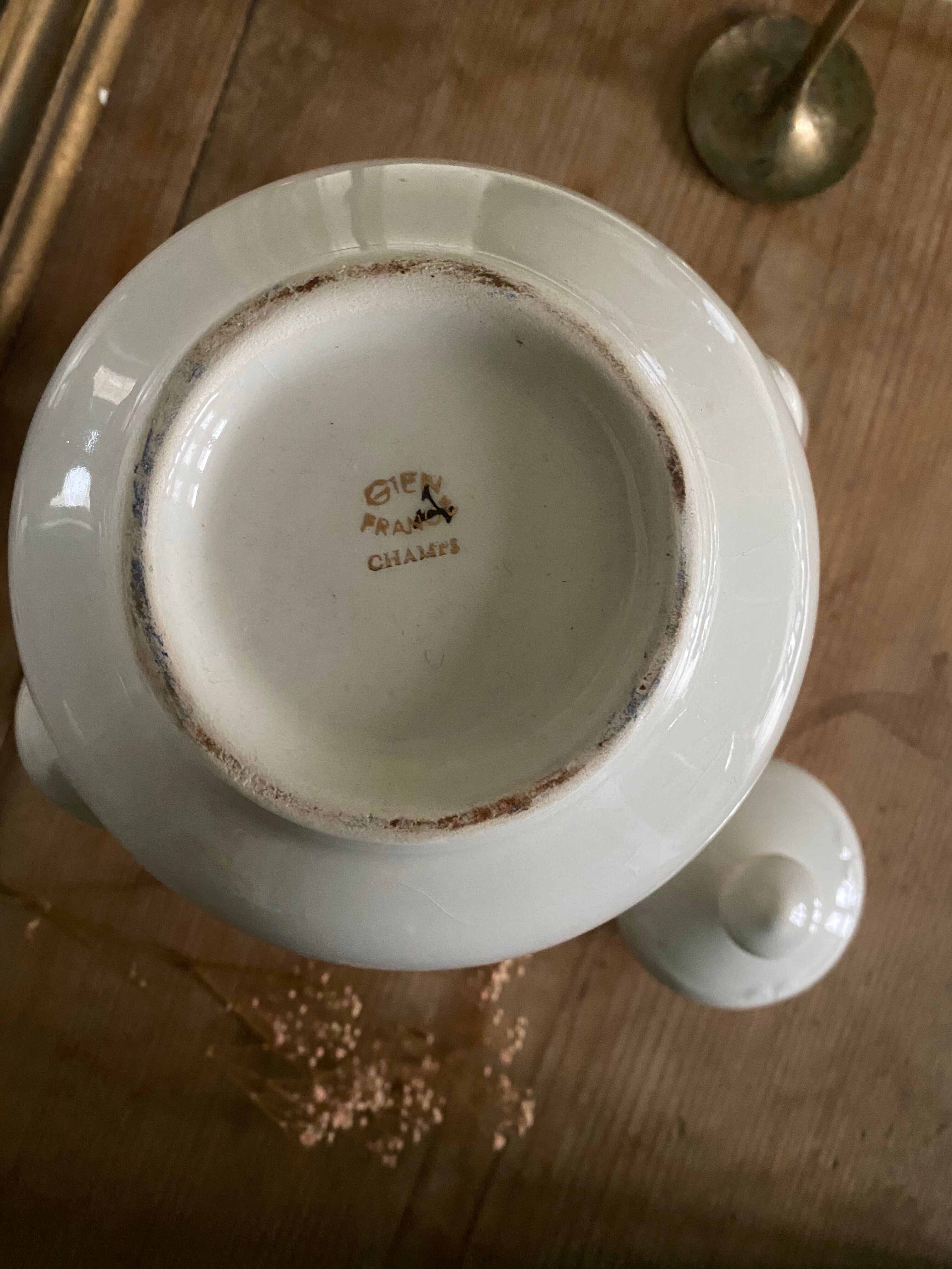 Old teapot Gien faience model Champs