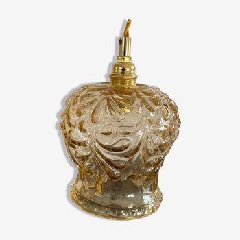 Baladeuse globe vintage en verre ambré