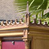 Neo-Gothic walnut cardboard box