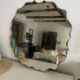 Round mirror