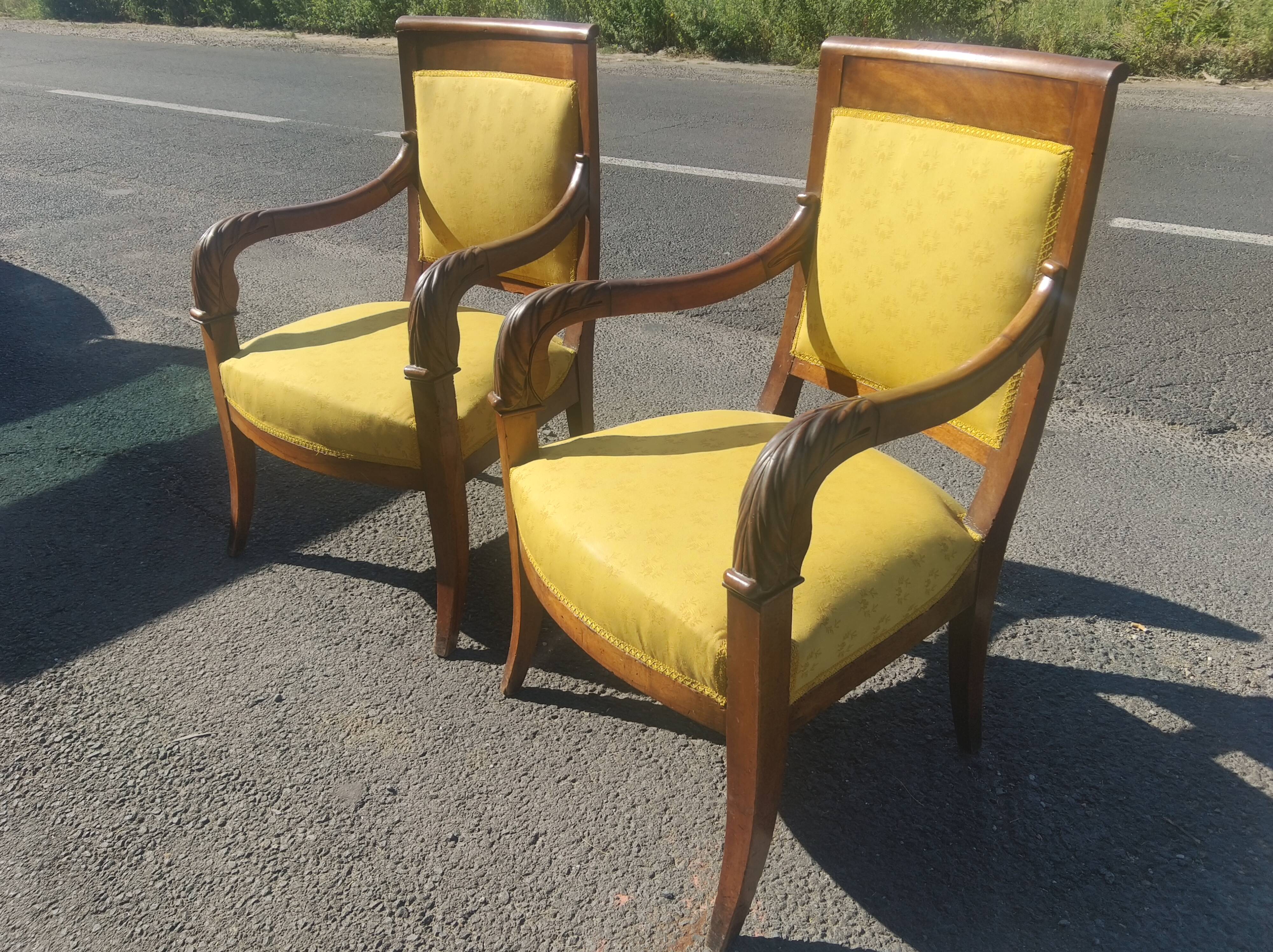 Pair of consulate era chairs in walnut