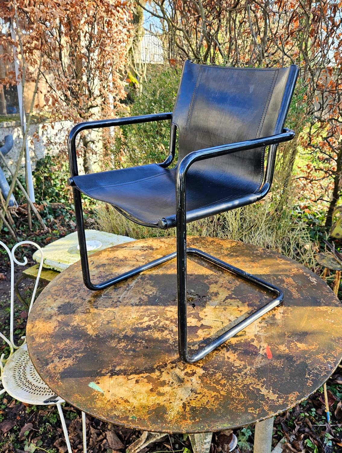 4 Matteo Grassi armchairs in black leather