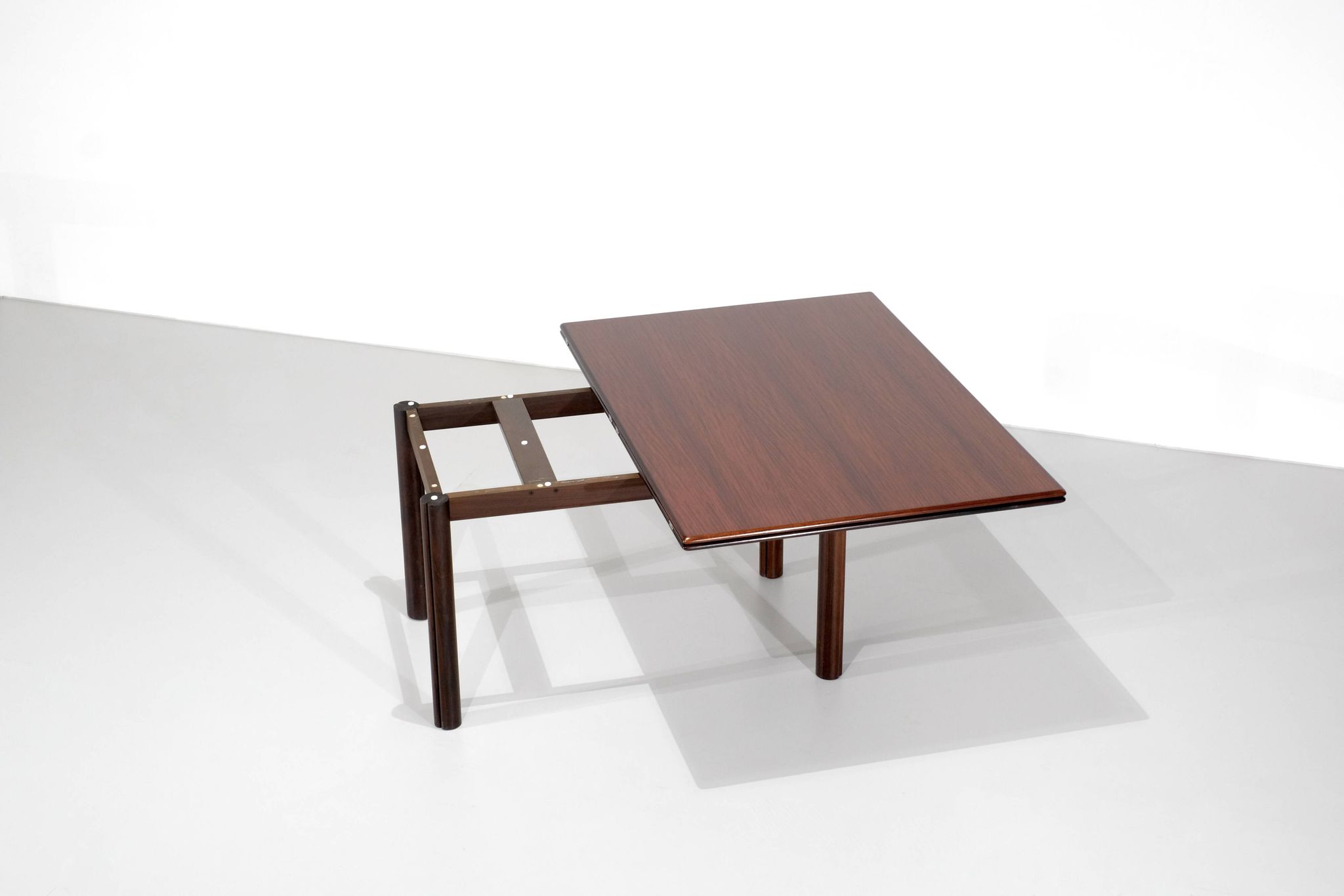 Dining table model "Nibay" by Afra and Tobia Scarpa for Gavina, Italy.