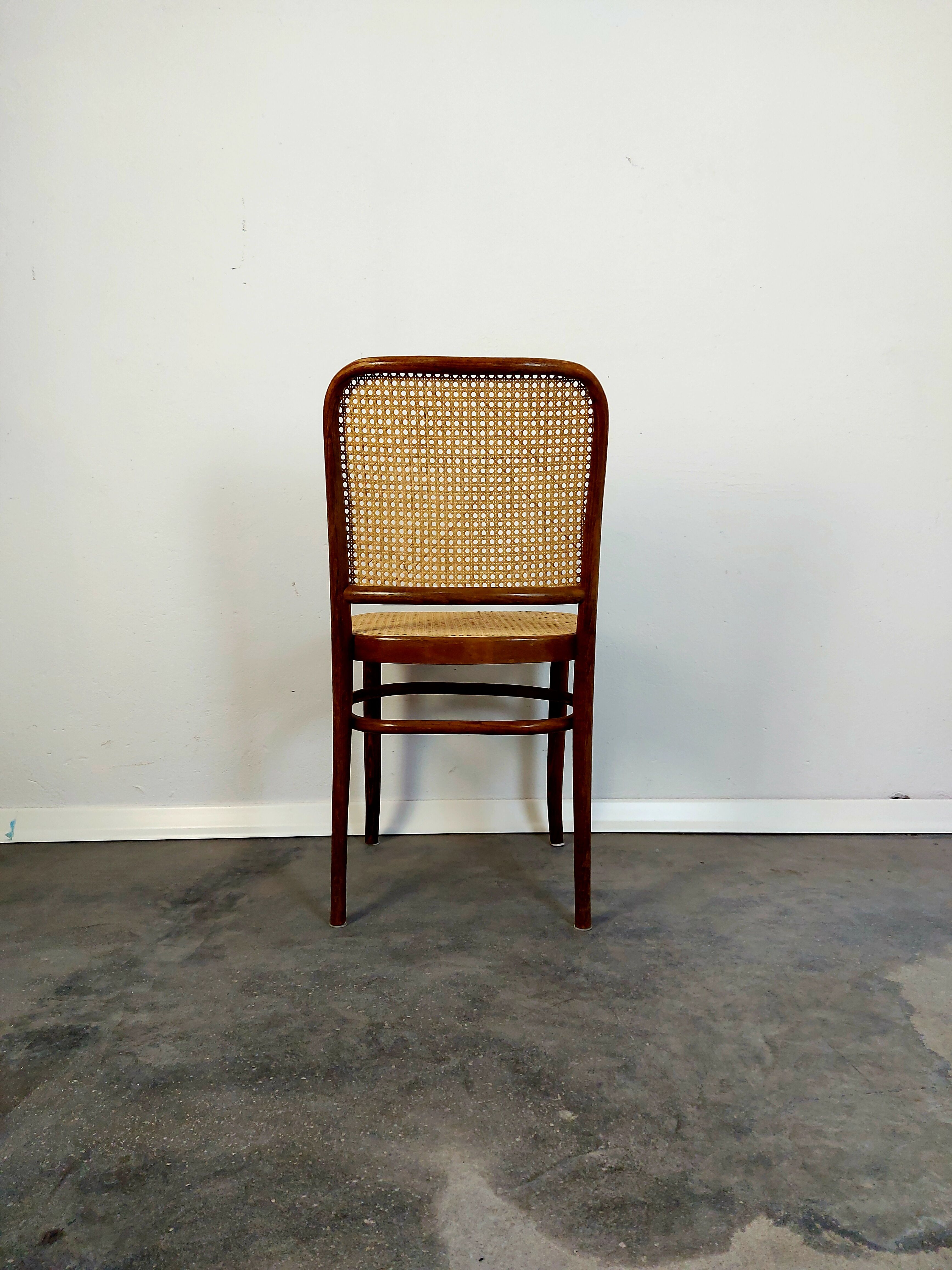 Prague Chair, no. 811 Bentwood chair, 1970s, 1 of 2