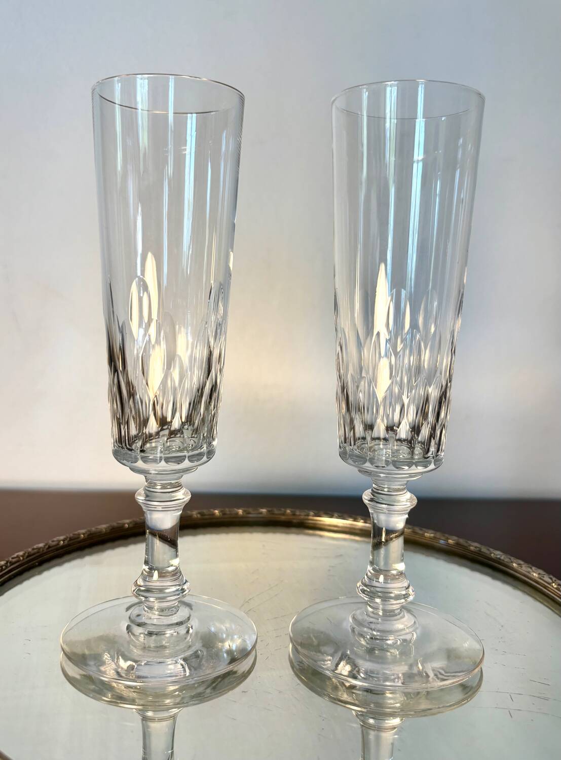2 verres à champagne Baccarat m. Richelieu