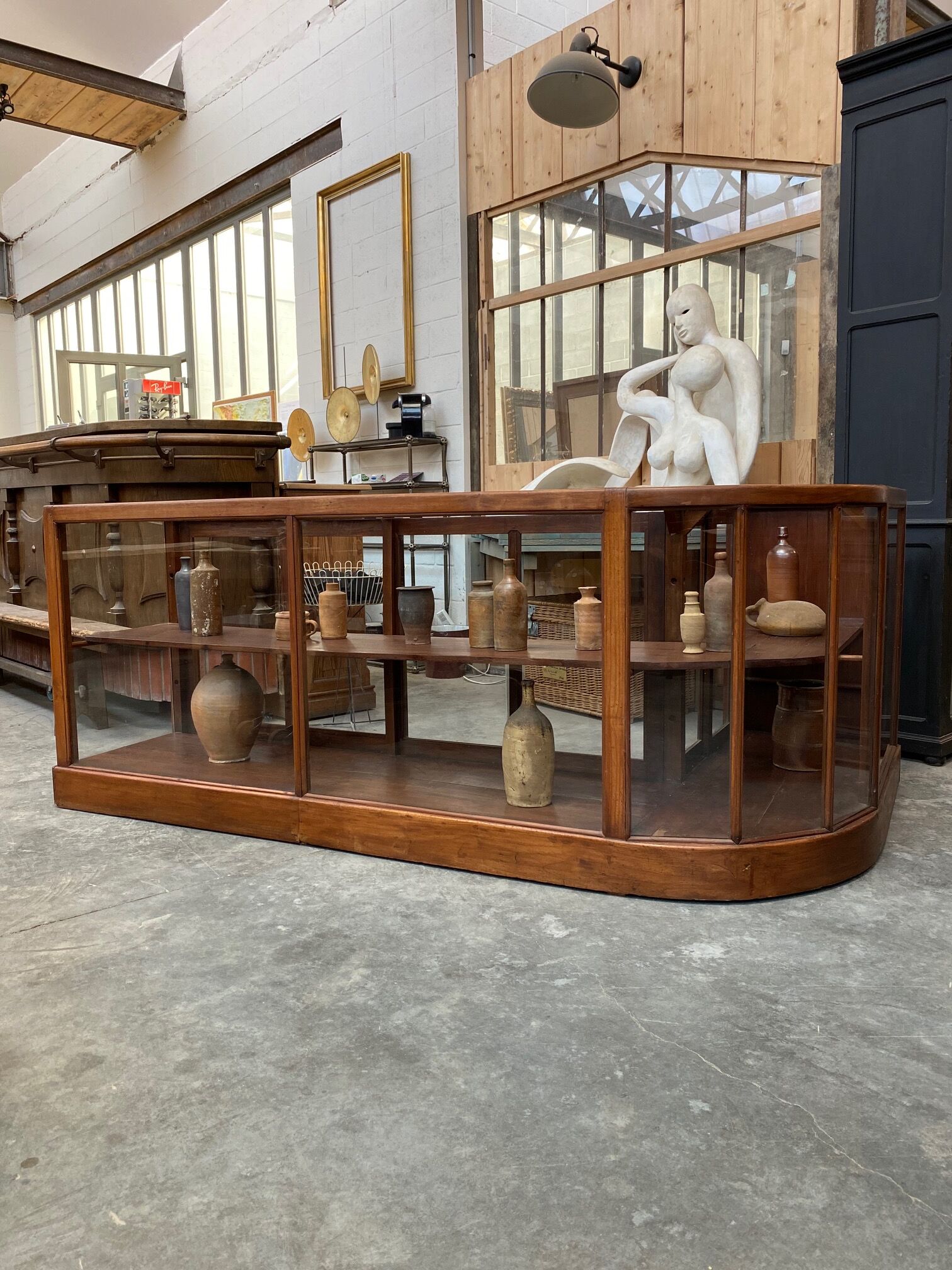 Mahogany corner display counter