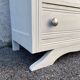 Commode en bois peint en blanc