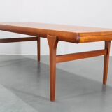 Table basse en teck restaurée par Johannes Andersen des années 1960 pour CFC Silkeborg, Danemark