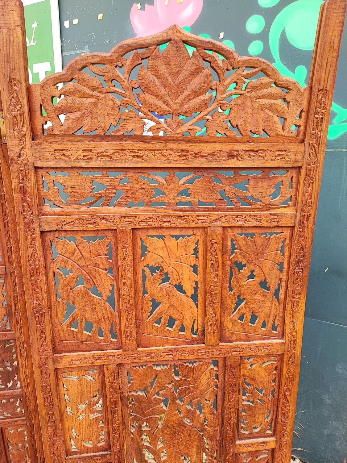 Three-panel screen made of solid wood