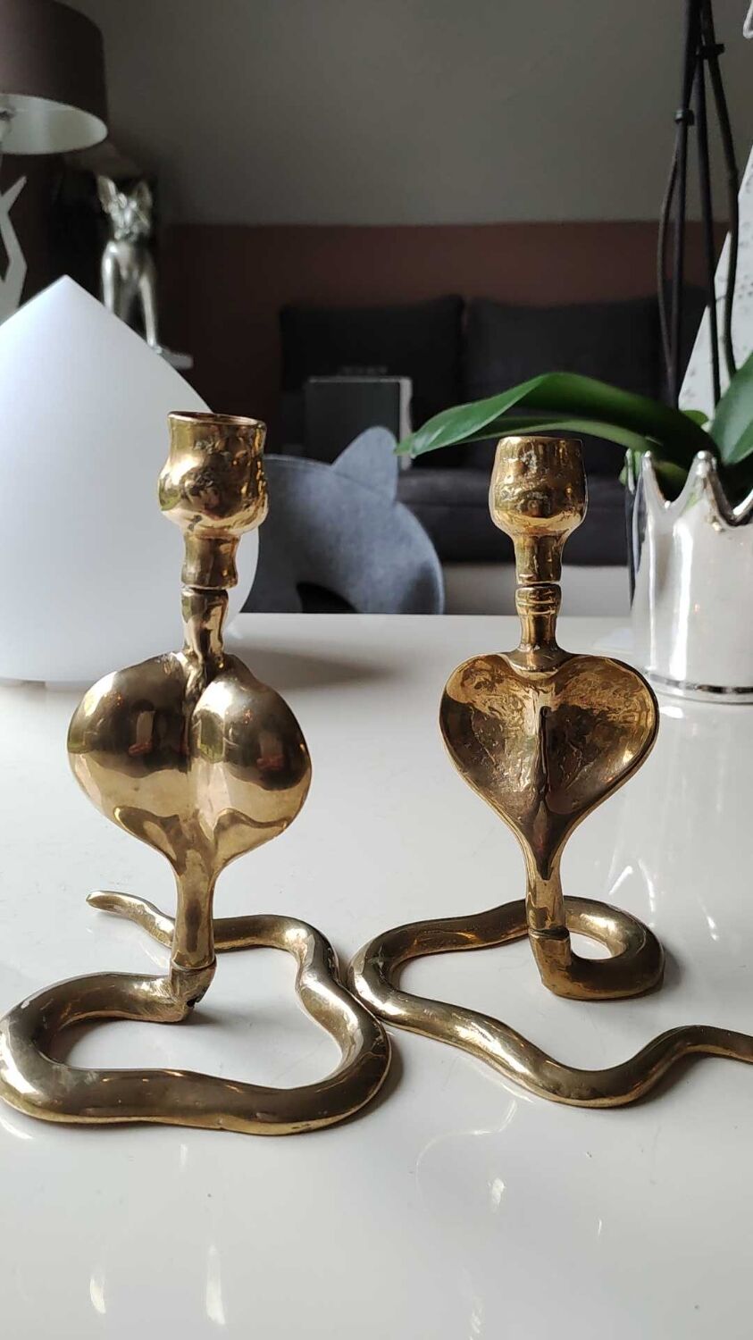 Pair of Zoomorphic candlesticks cobras, brass. Art Deco