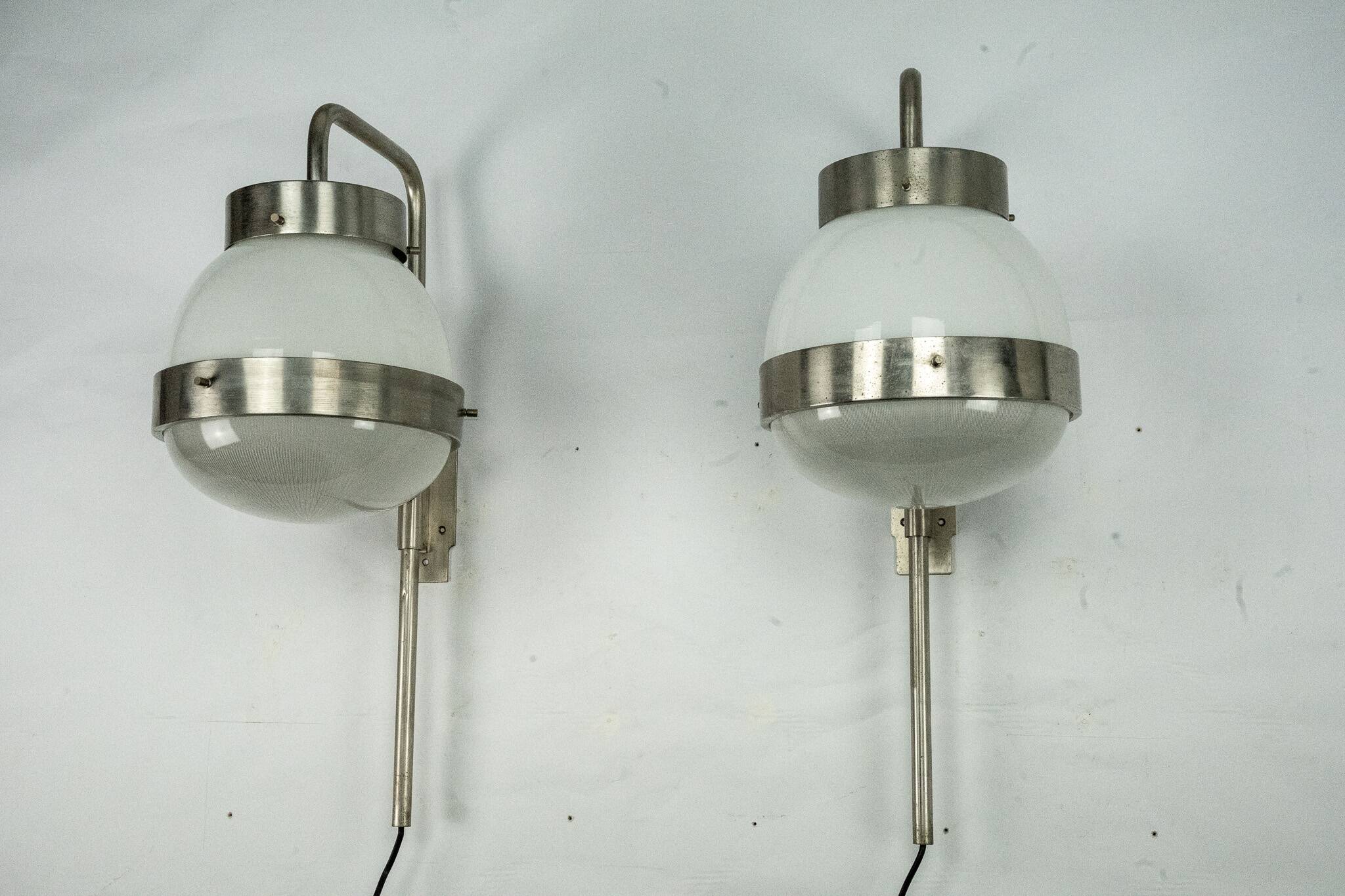 Pair of Delta wall lamps by Sergio Mazza for Artemide. Italy 1960sPair of D