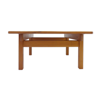 KP Møbler coffee table made of oak by Kurt Østervig
