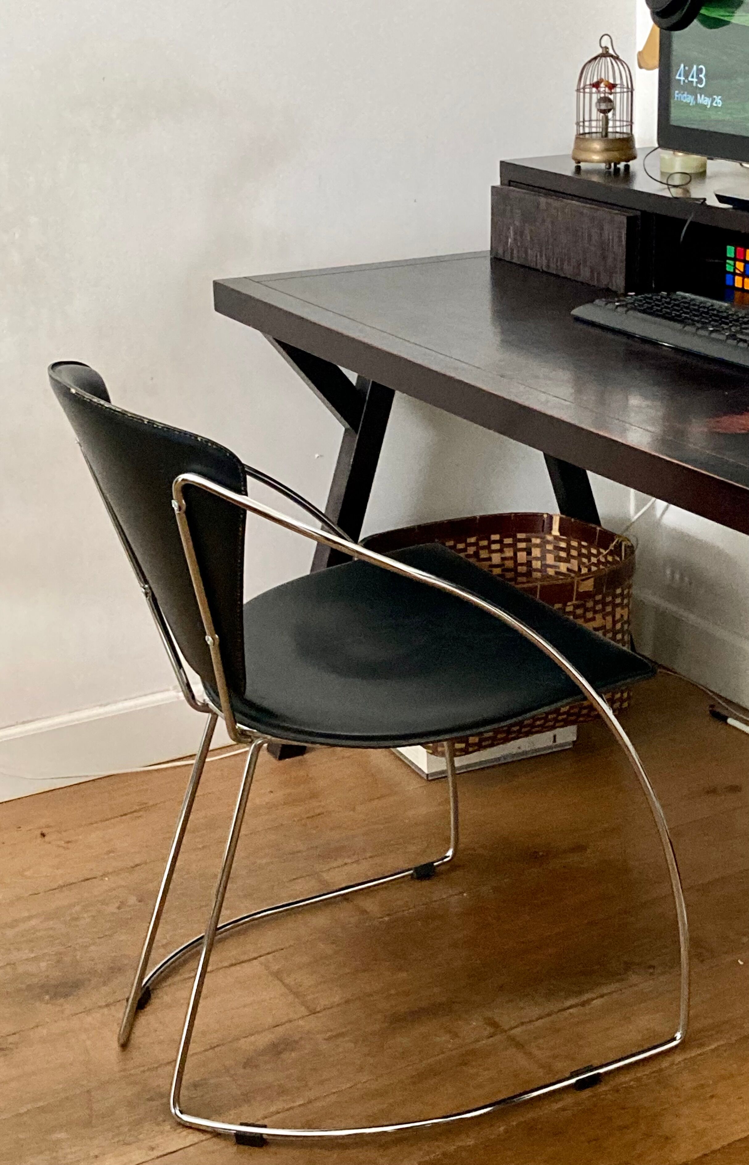 Design desk chair Italy 80s