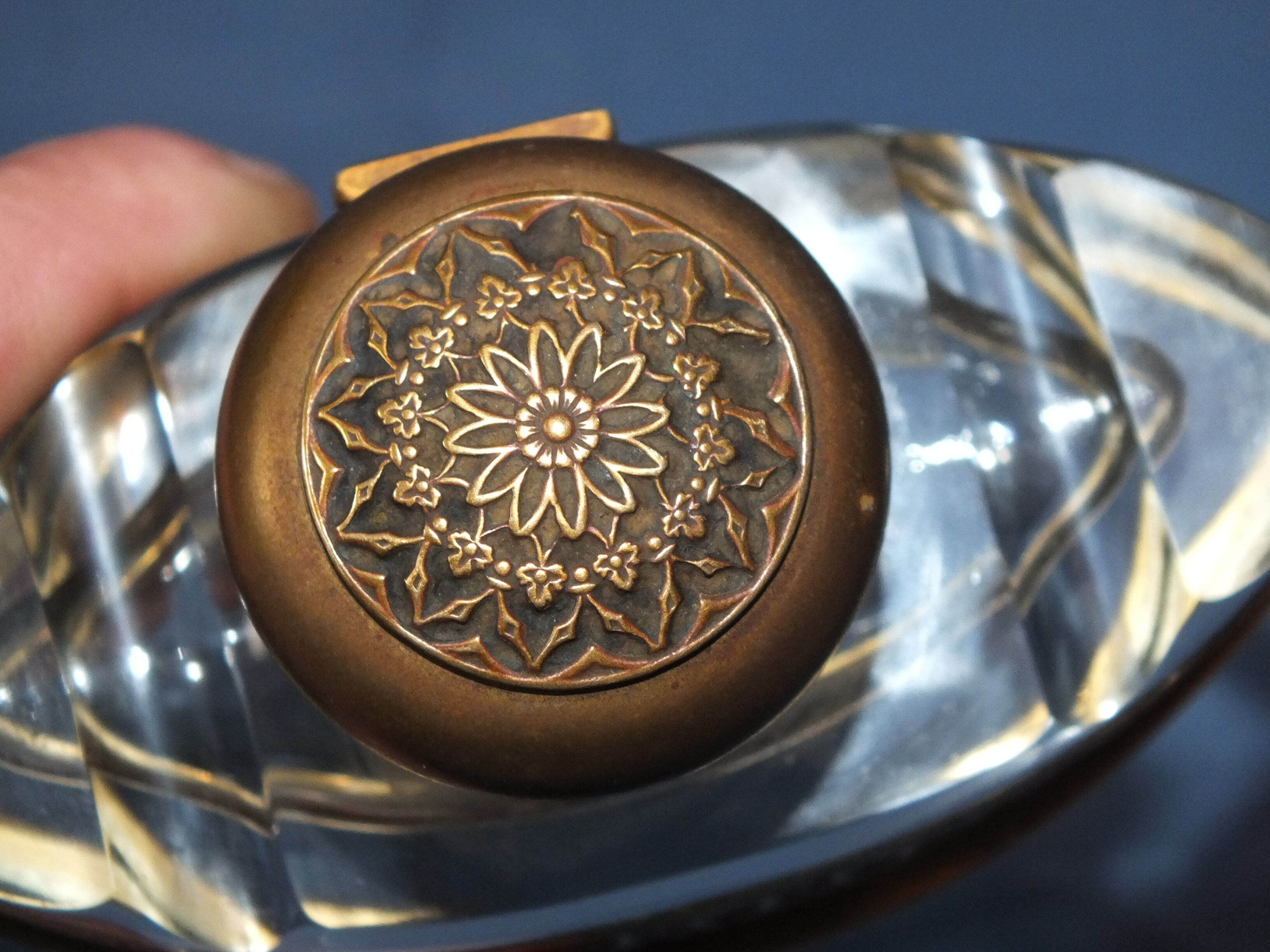 Ink shuttle 19th in crystal and golden brass