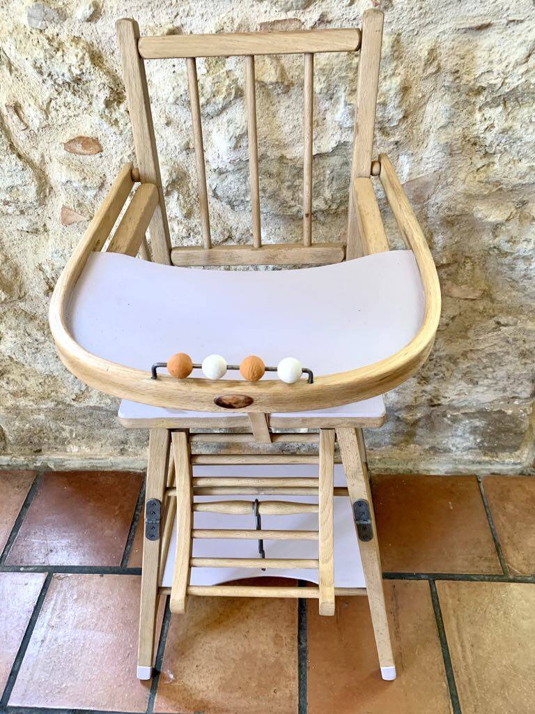 Vintage high chair for children, wood and mauve