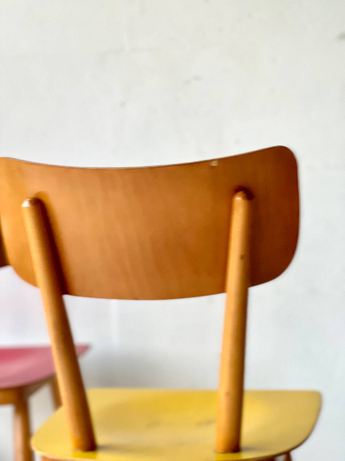 Chaises de salle à manger de Ton, années 1950.