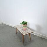 Formica bijzettafel Opal met houten poten, plantentafel