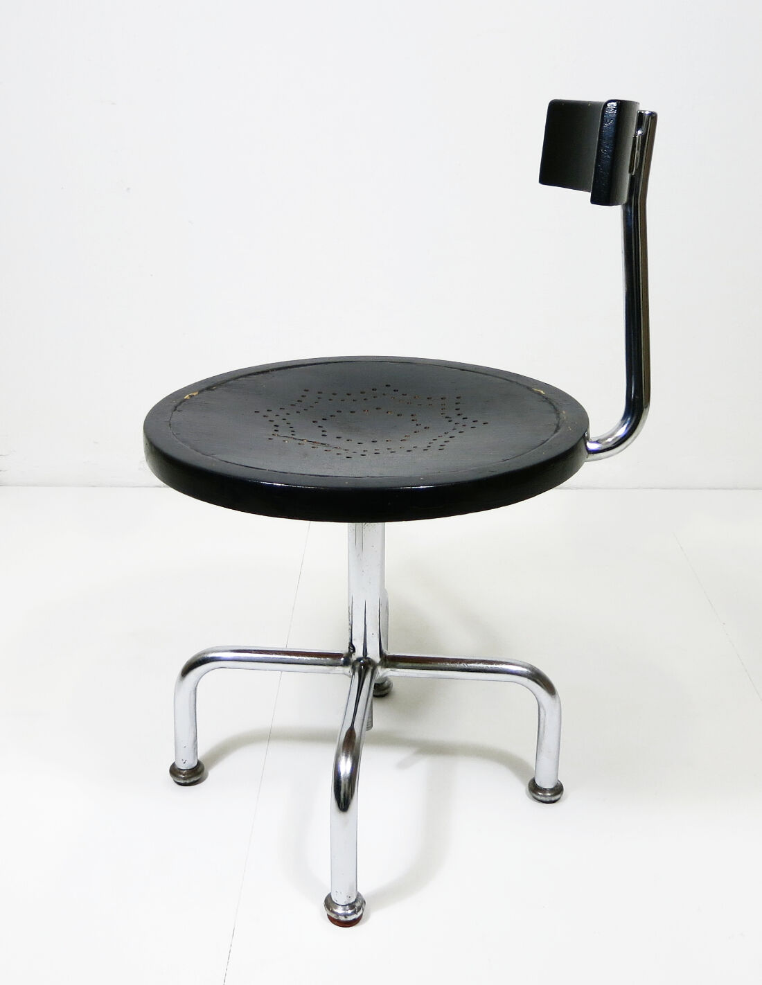 Architects chair with tubular steel frame, height adjustable