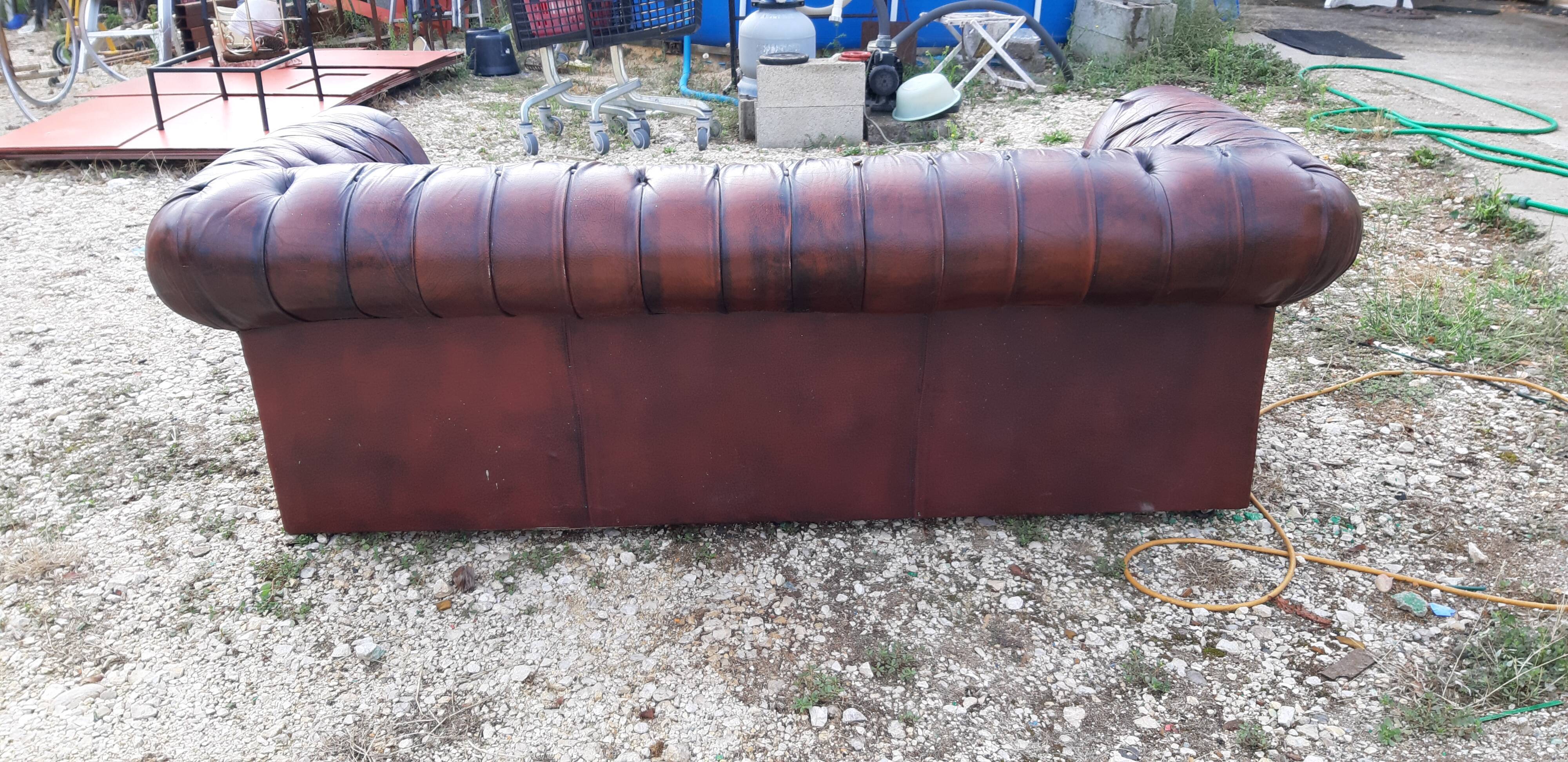 Sofa Chesterfield leather brown