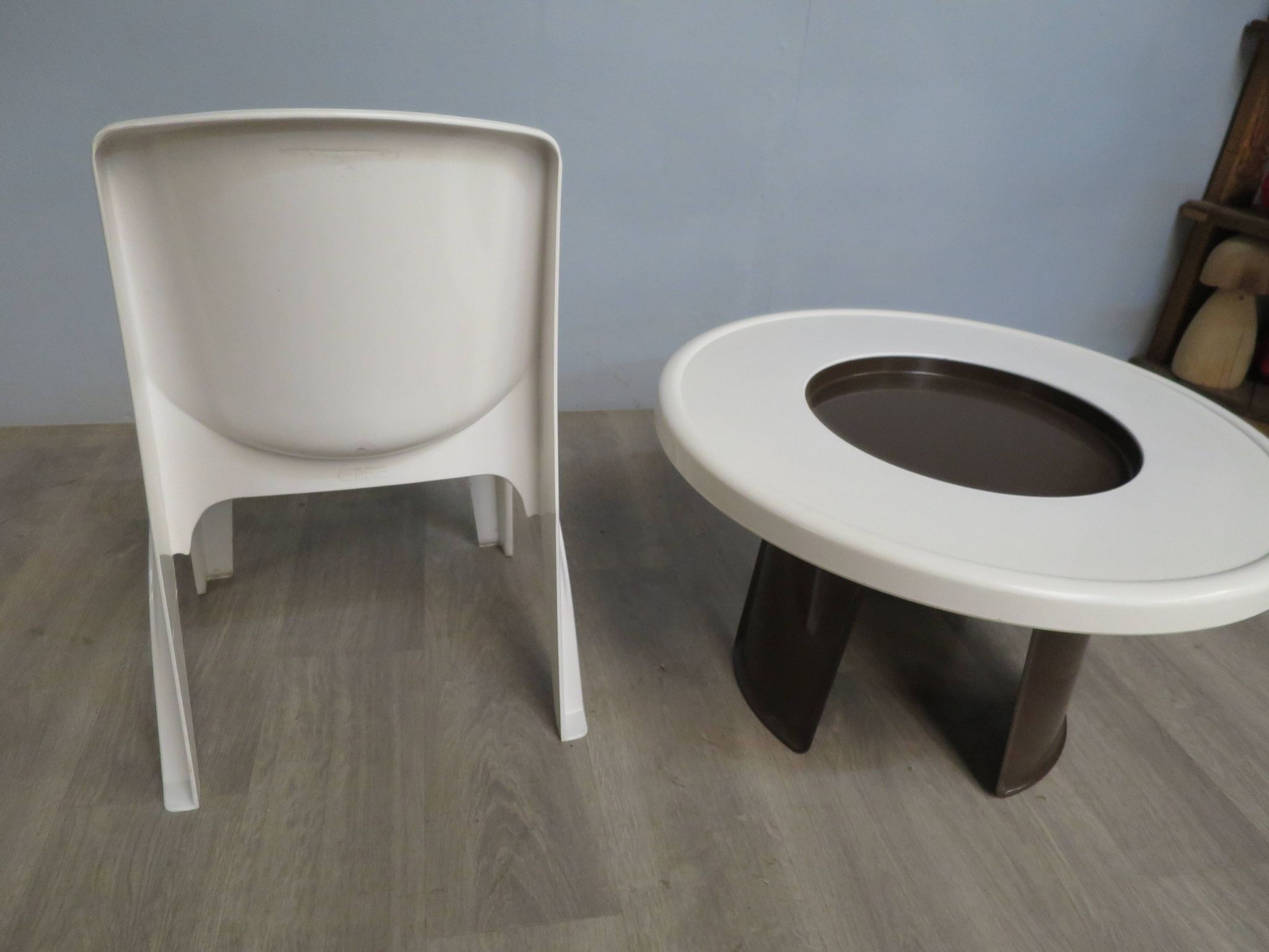 Table et chaise vintage Gilac années 70