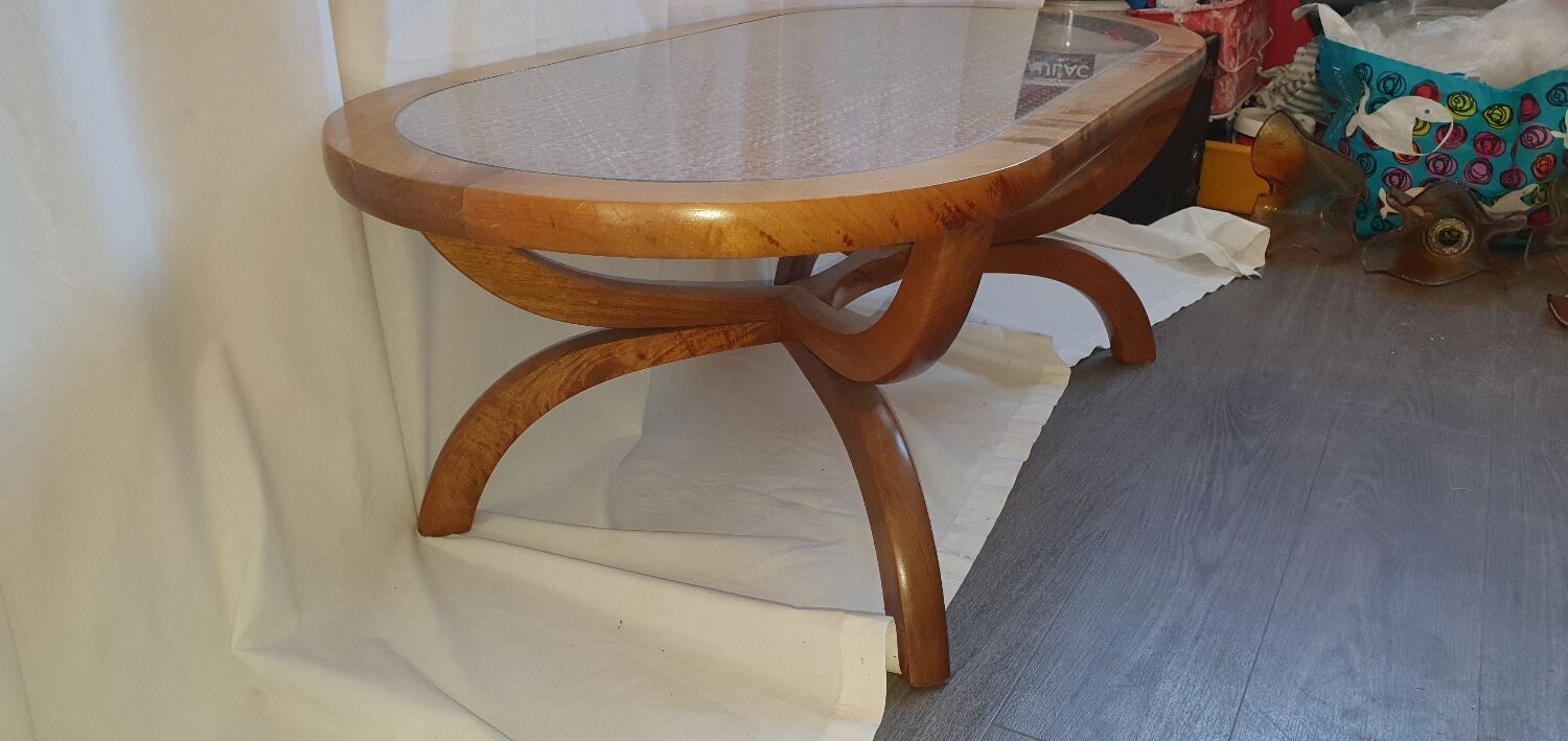 Coffee table from Réunion Island, tamarind wood and rattan.