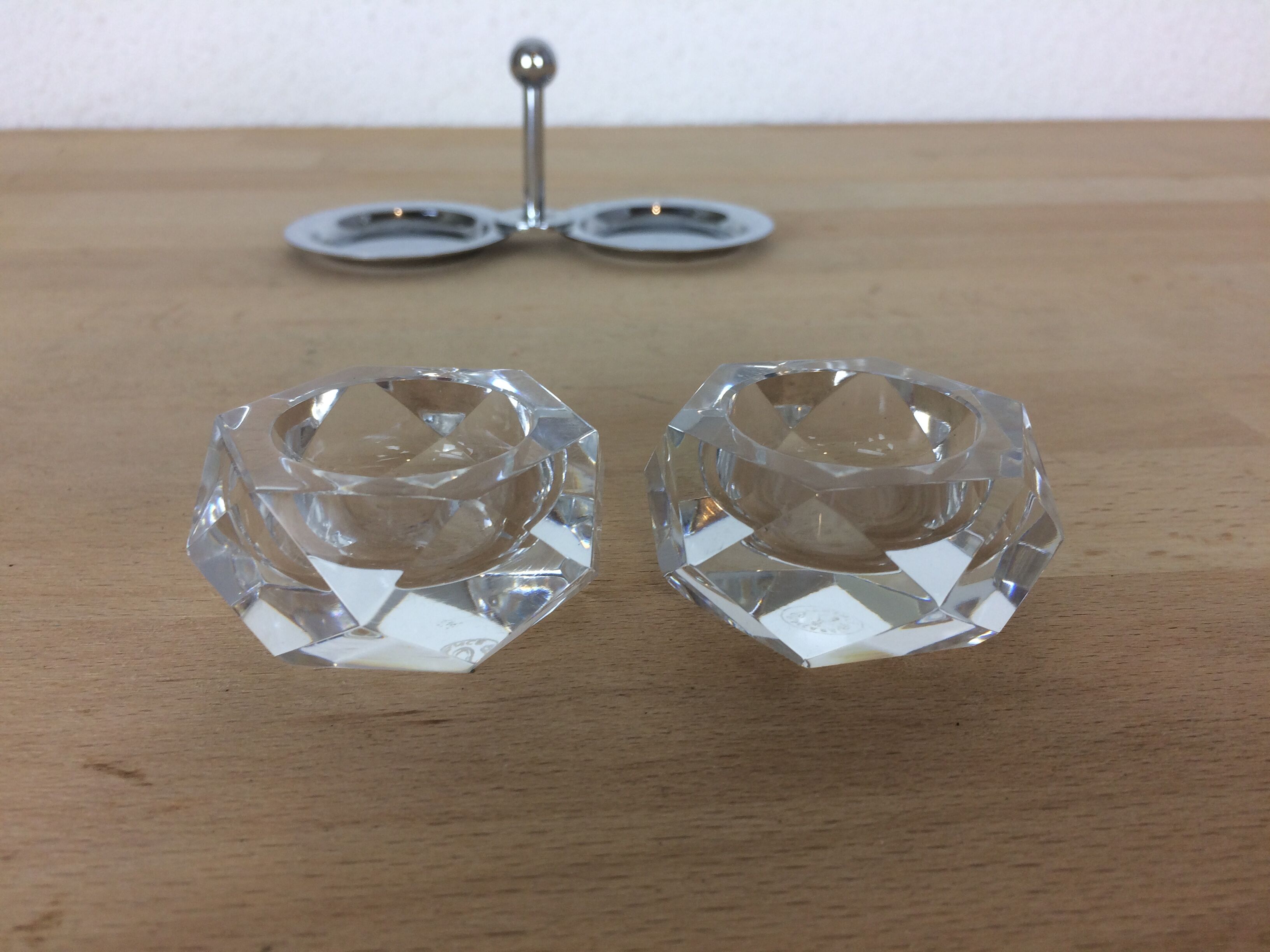 Baccarat pepper shaker, crystal