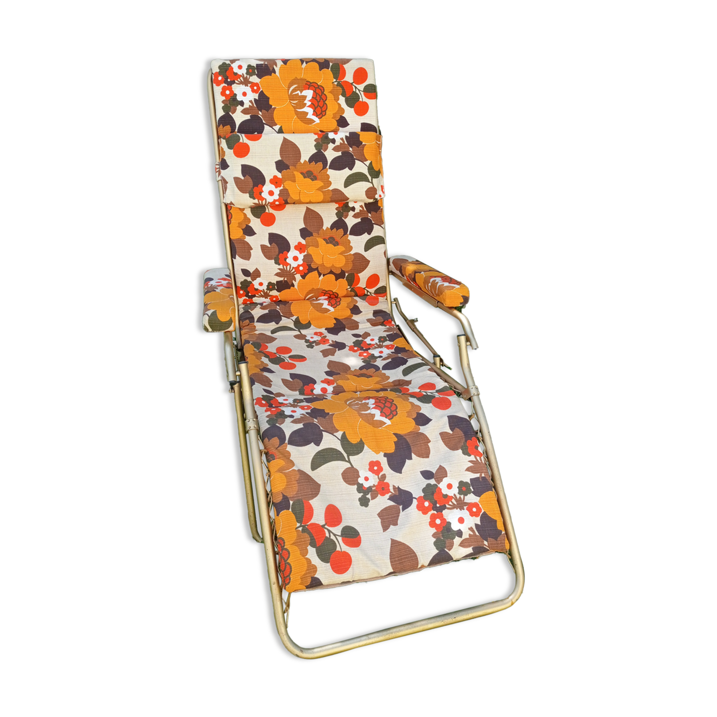 Lounge chair vintage sunbathing