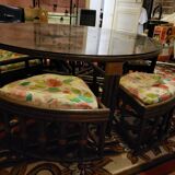 Rattan round table with smoked thick glass