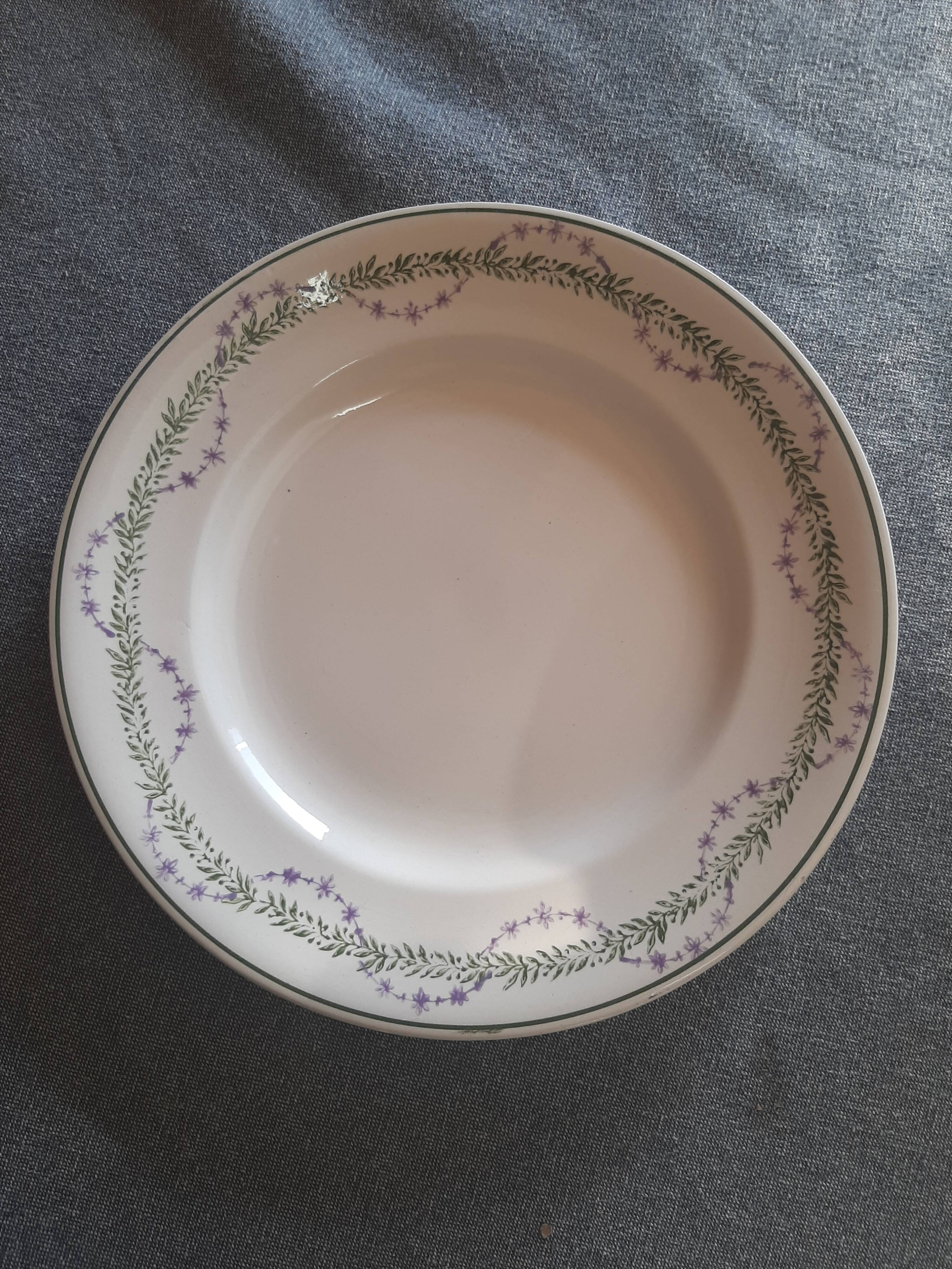 Assiettes à dessert Longwy