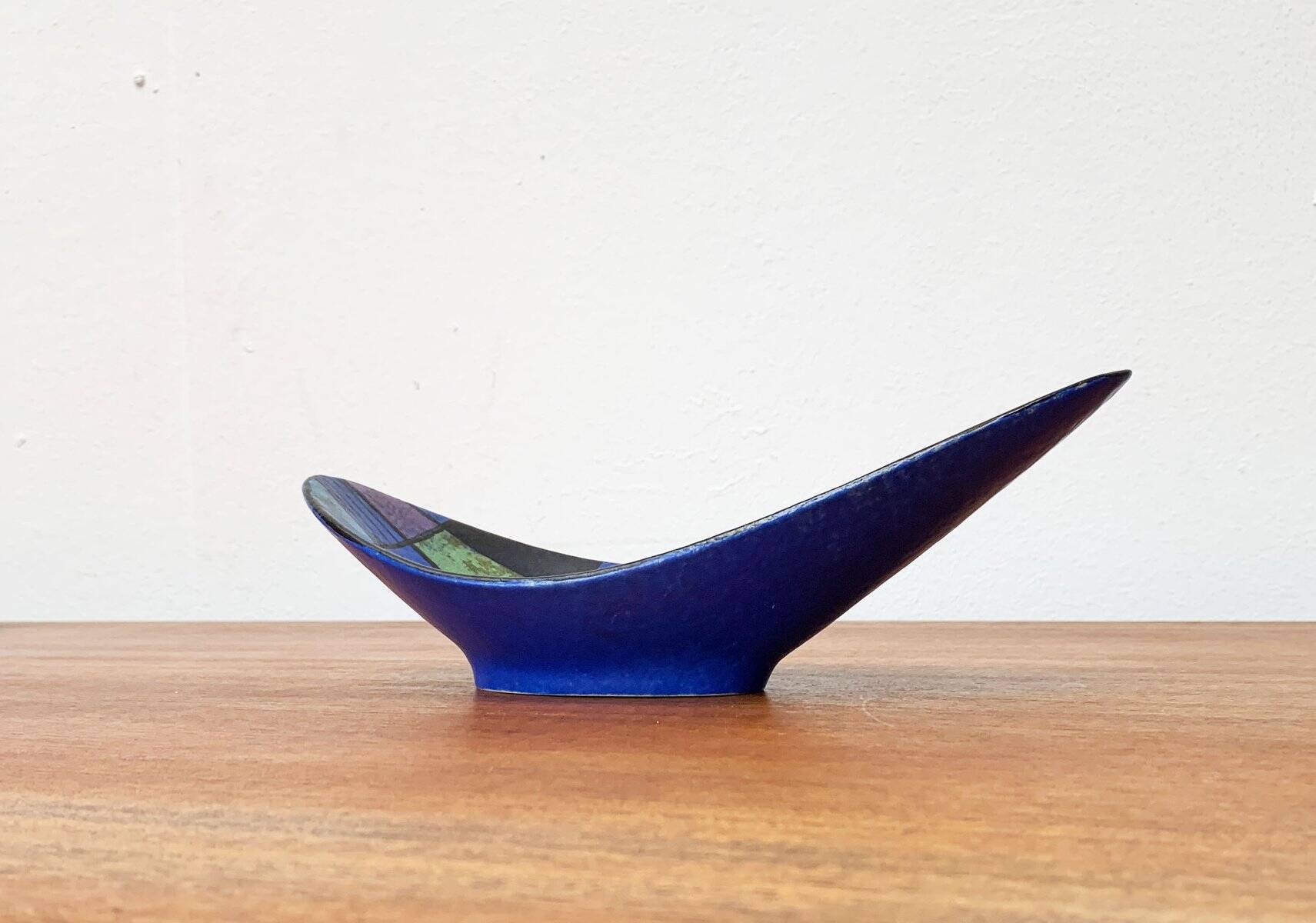 Bowl in West German pottery from the mid-century by Bodo Mans for Bay Keramik, 1960s.