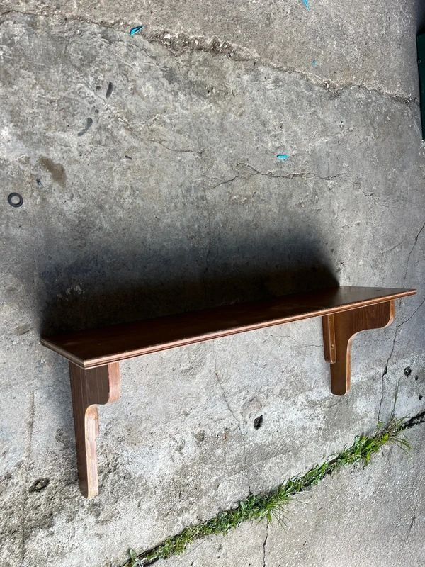 Étagère en bois vintage
