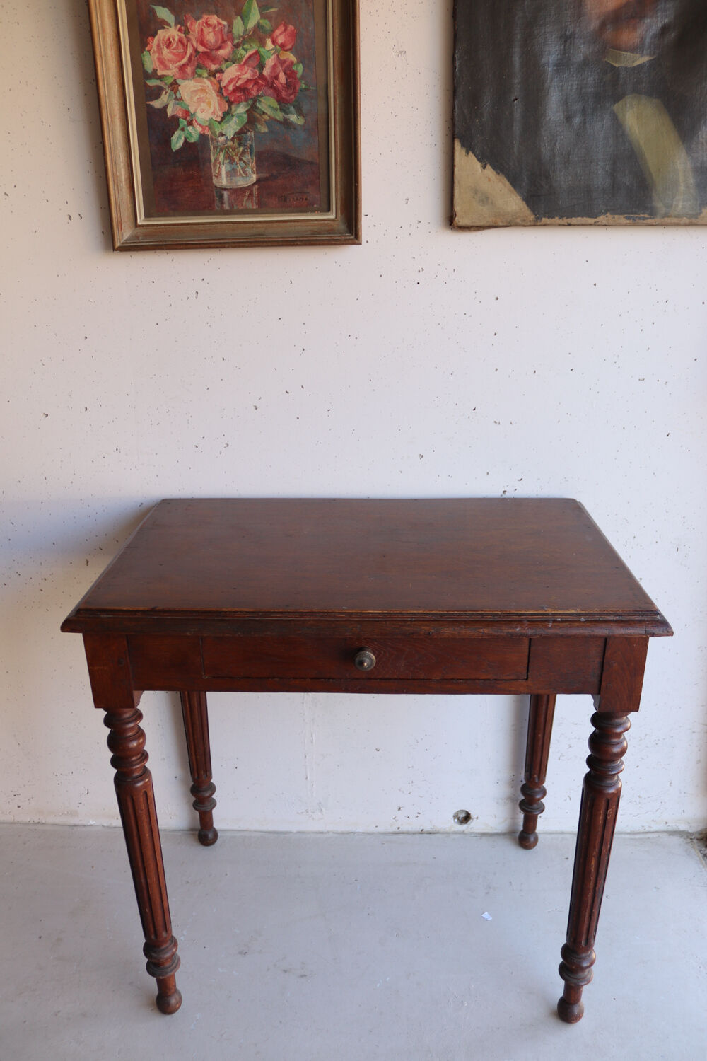 Small antique wooden desk – turned legs