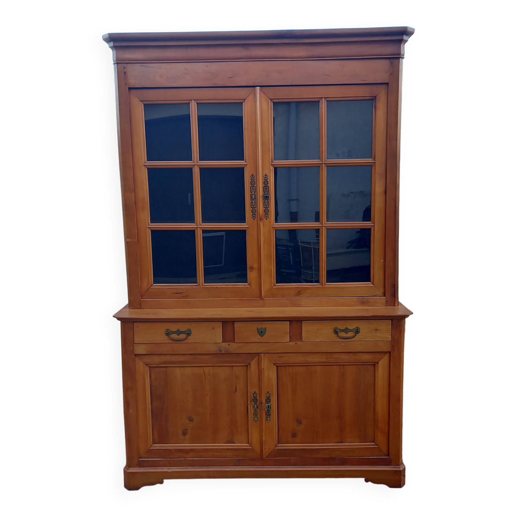 Buffet 2 glazed body