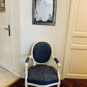Traditionally Restored 19th Century Blue and White Chiné Medallion