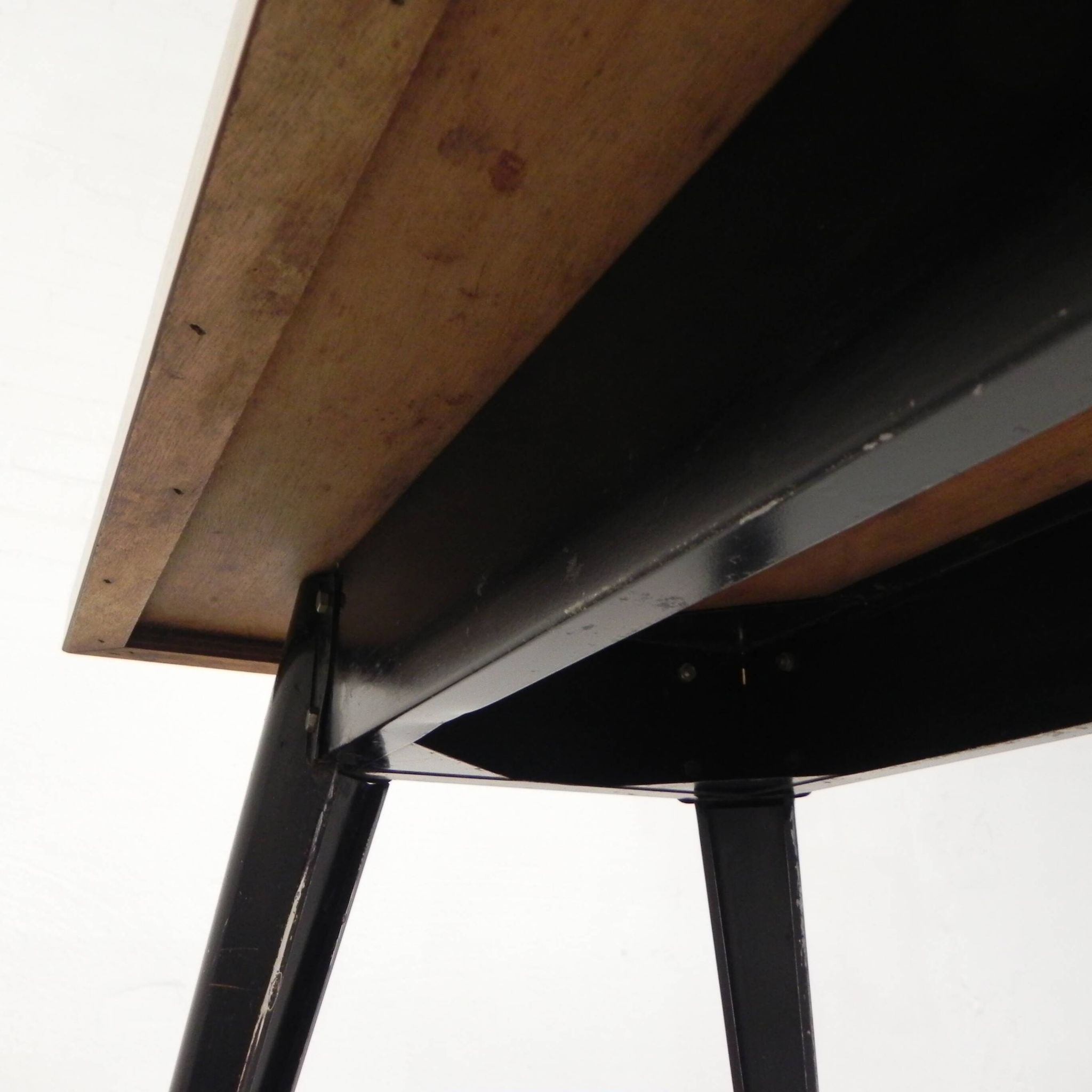 Bistro table Henri Julien, model Tolix T55 with a Formica top, 1950s.
