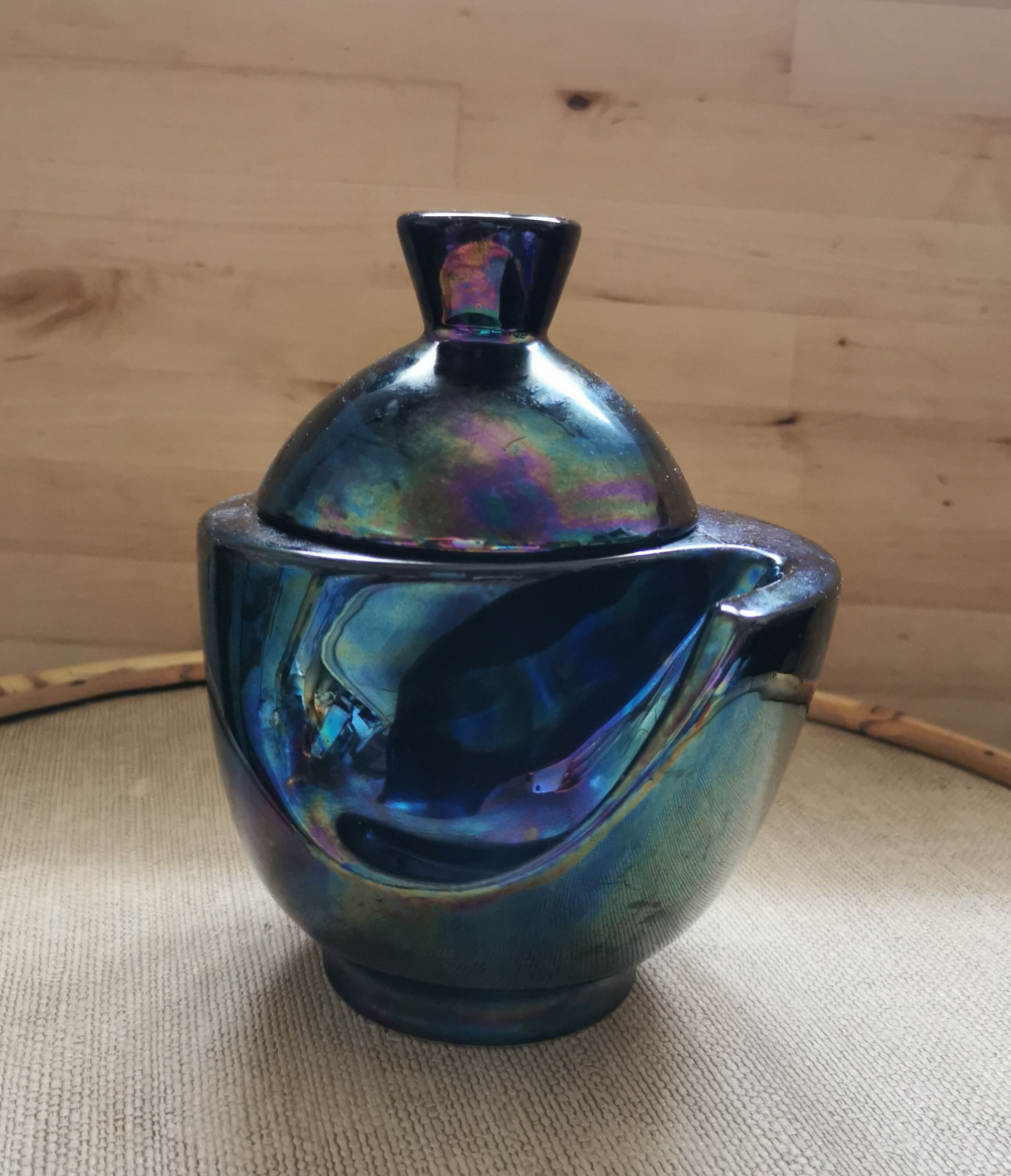 Verceram iridescent ceramic pot