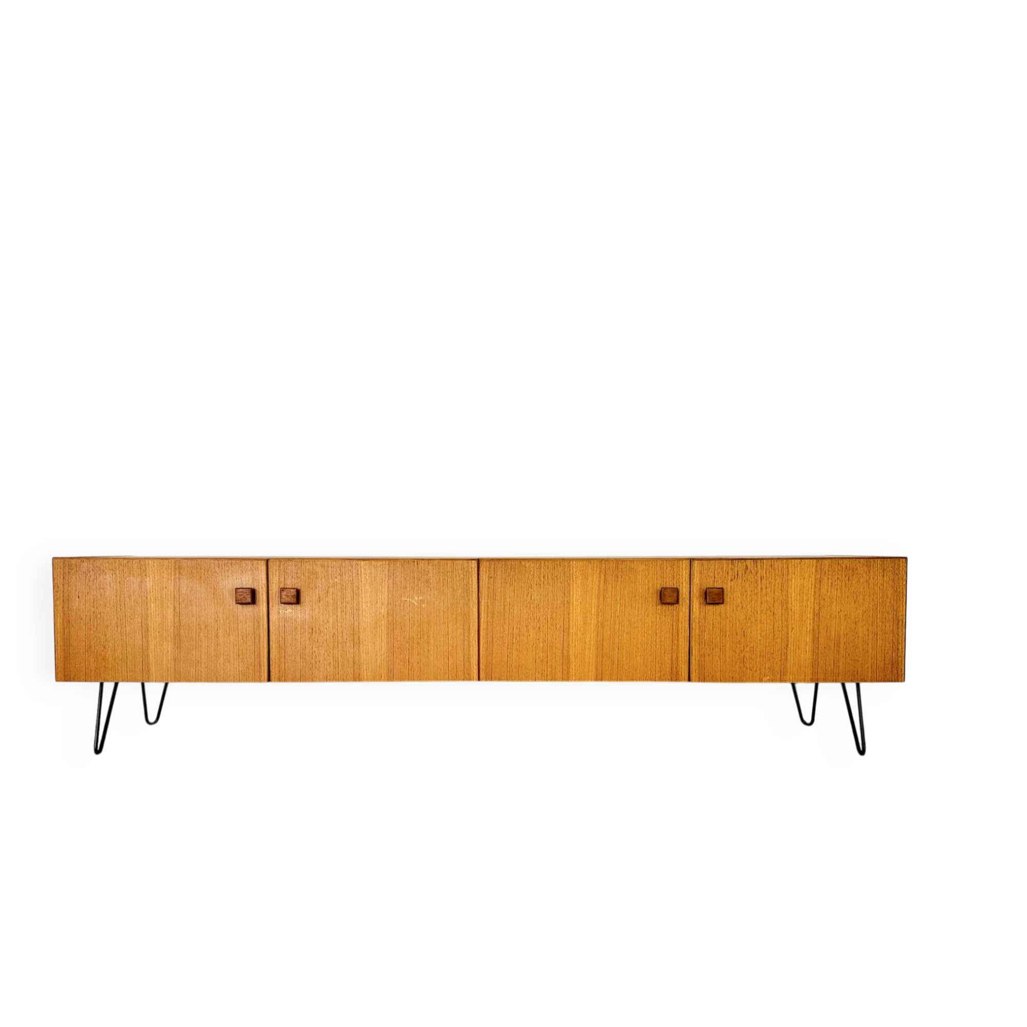 1960s minimalist Scandinavian teak sideboard