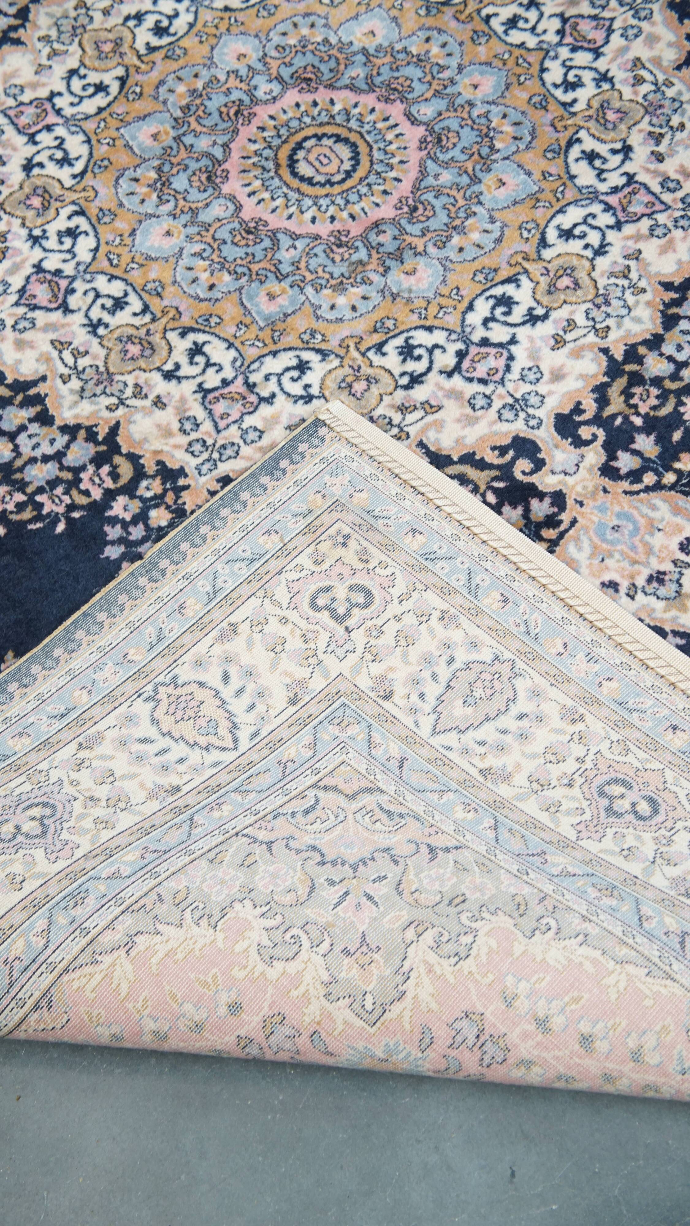 Rug in Pink and Dark Blue – 240x170 cm