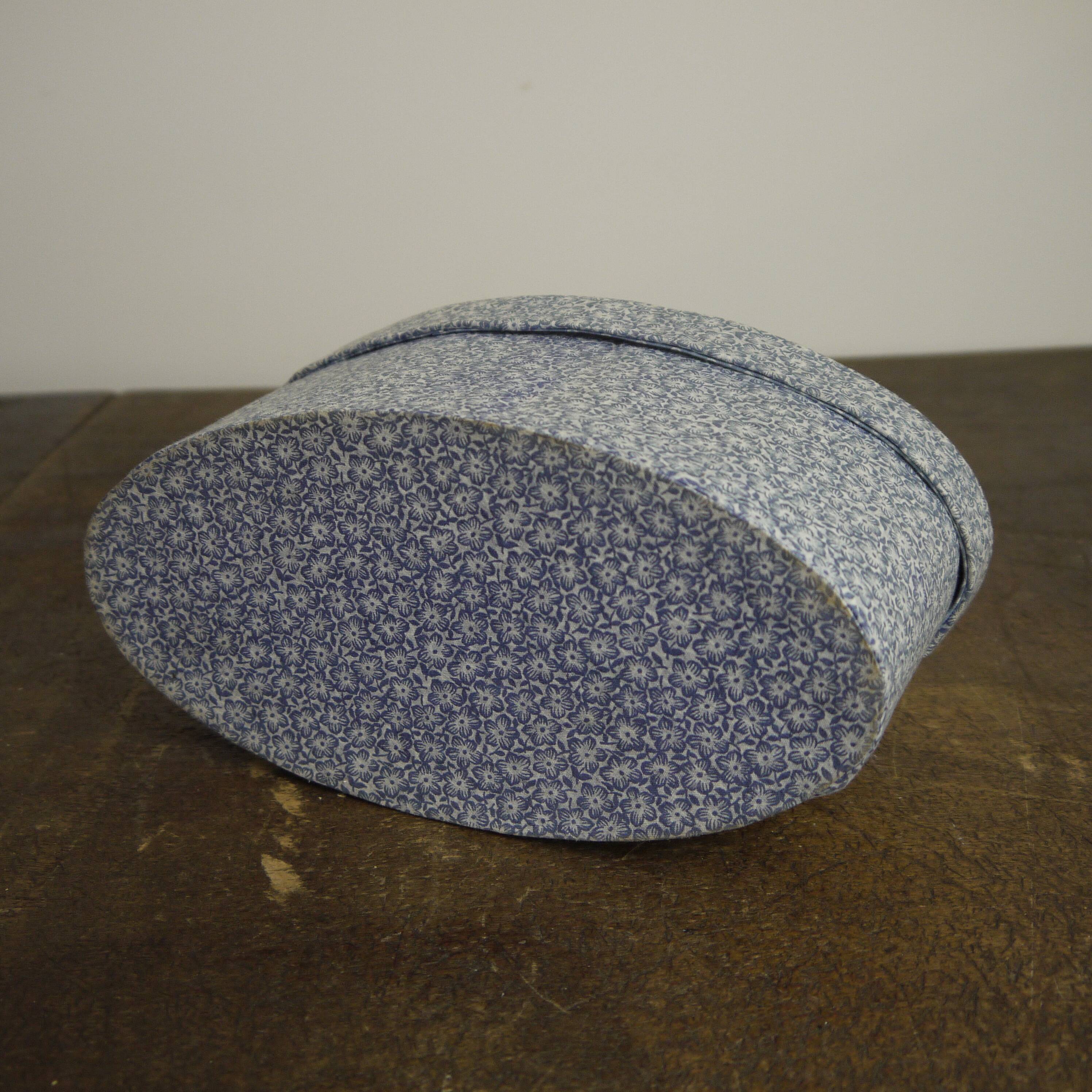 Blue cloth box