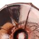 Paire de vases en verre coloré de la période Art Déco