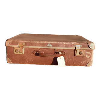 Old brown suitcase 66 cm wide